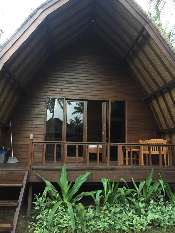 Welly Bungalow Τζίλι Τραγουανγκάν Εξωτερικό φωτογραφία